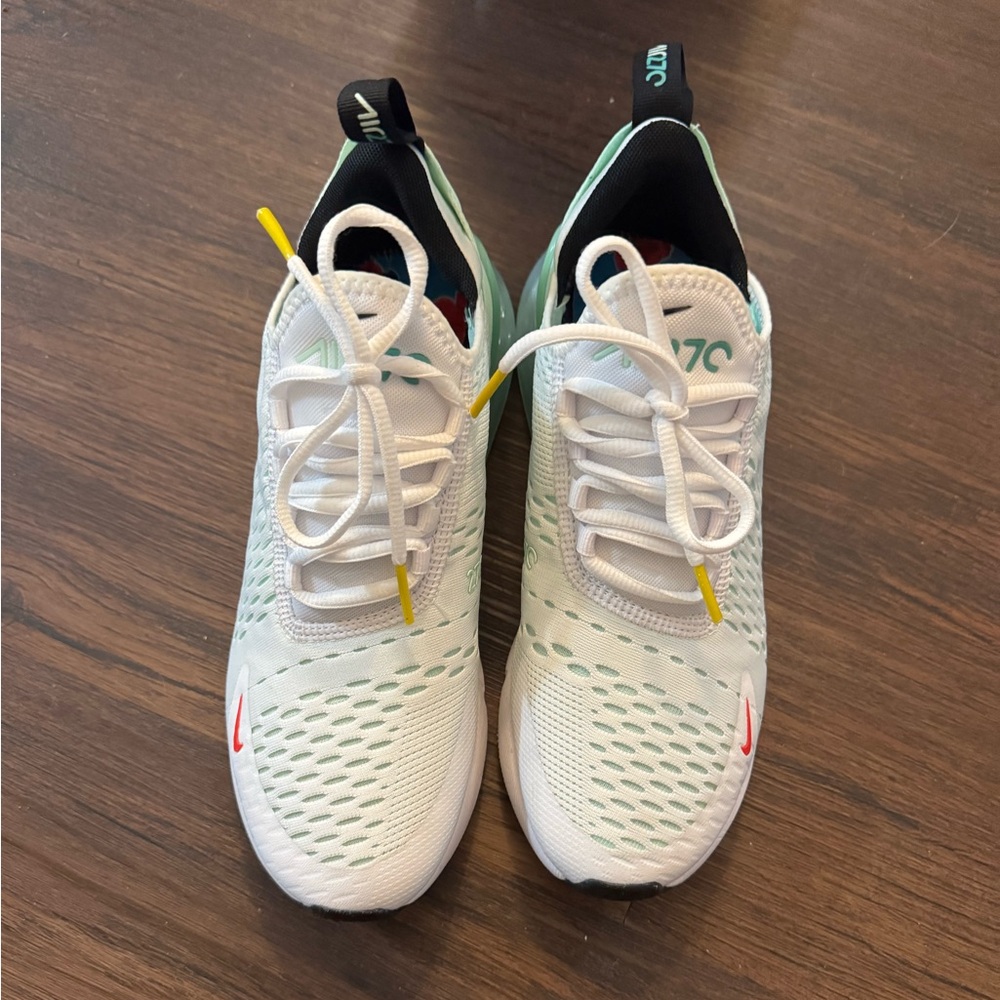 Nike Kids White and Mint Sneakers